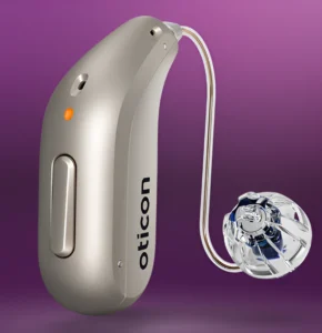 Dispositivos auditivos recargables: avances, ventajas y realidades