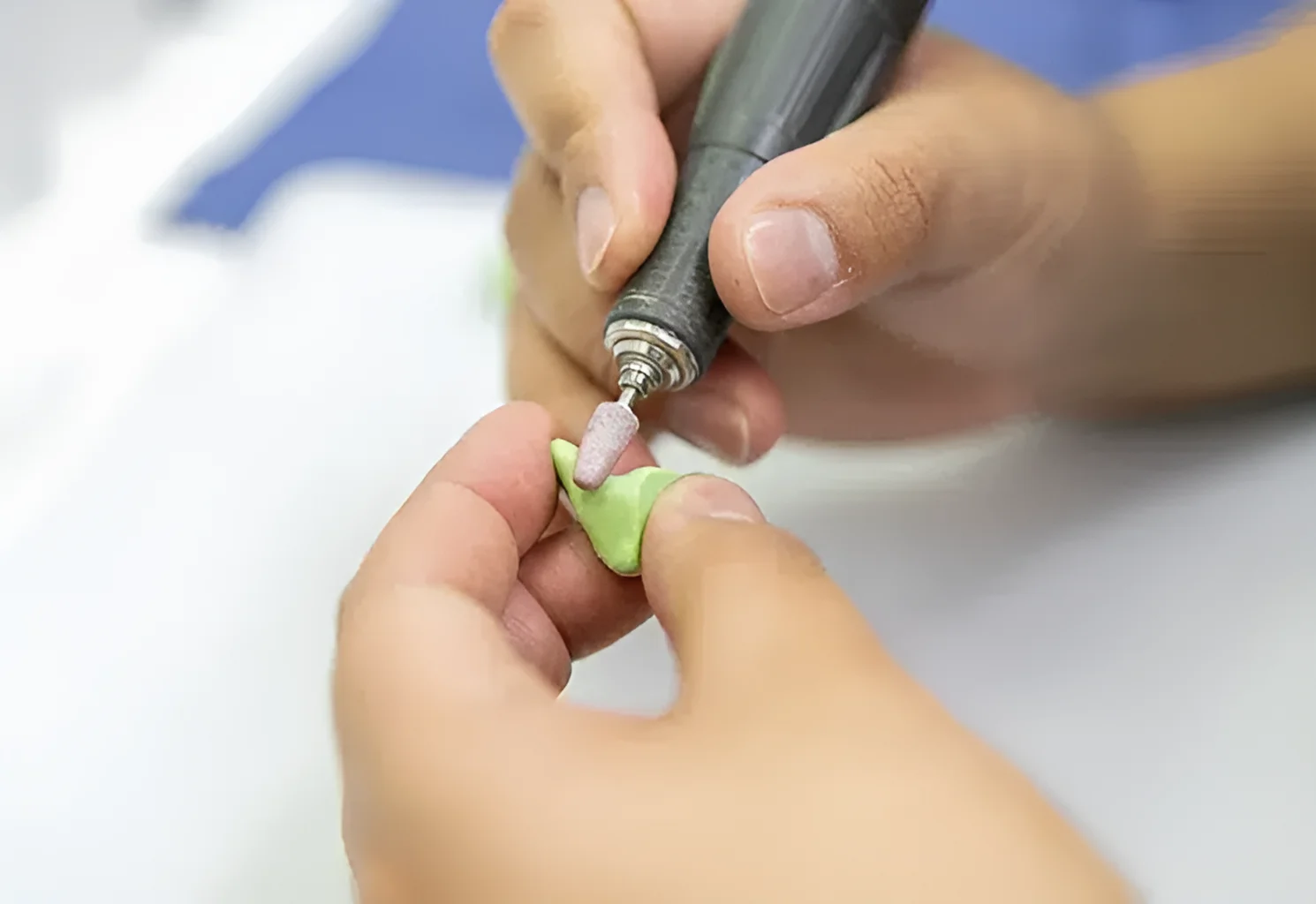 Moldes de audífonos medicados a medida: confort y sellado perfecto